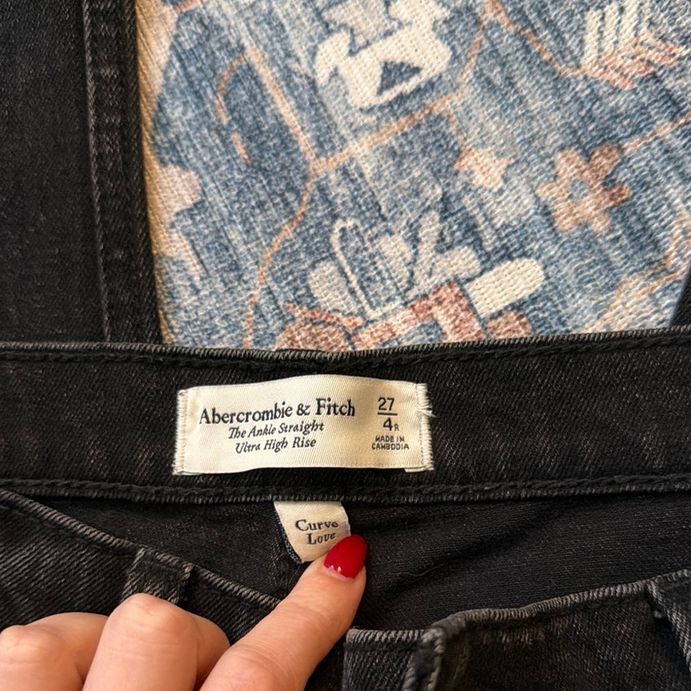 Abercrombie Black Jeans - Picture 4 of 4